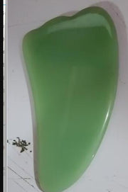 jade facial roller for anti-aging